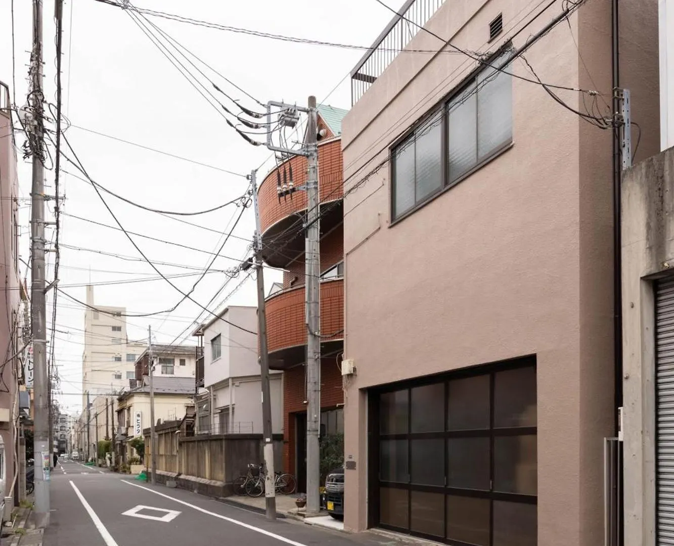 Higashi Komagata Building 2F3F Hk23 Tokyo