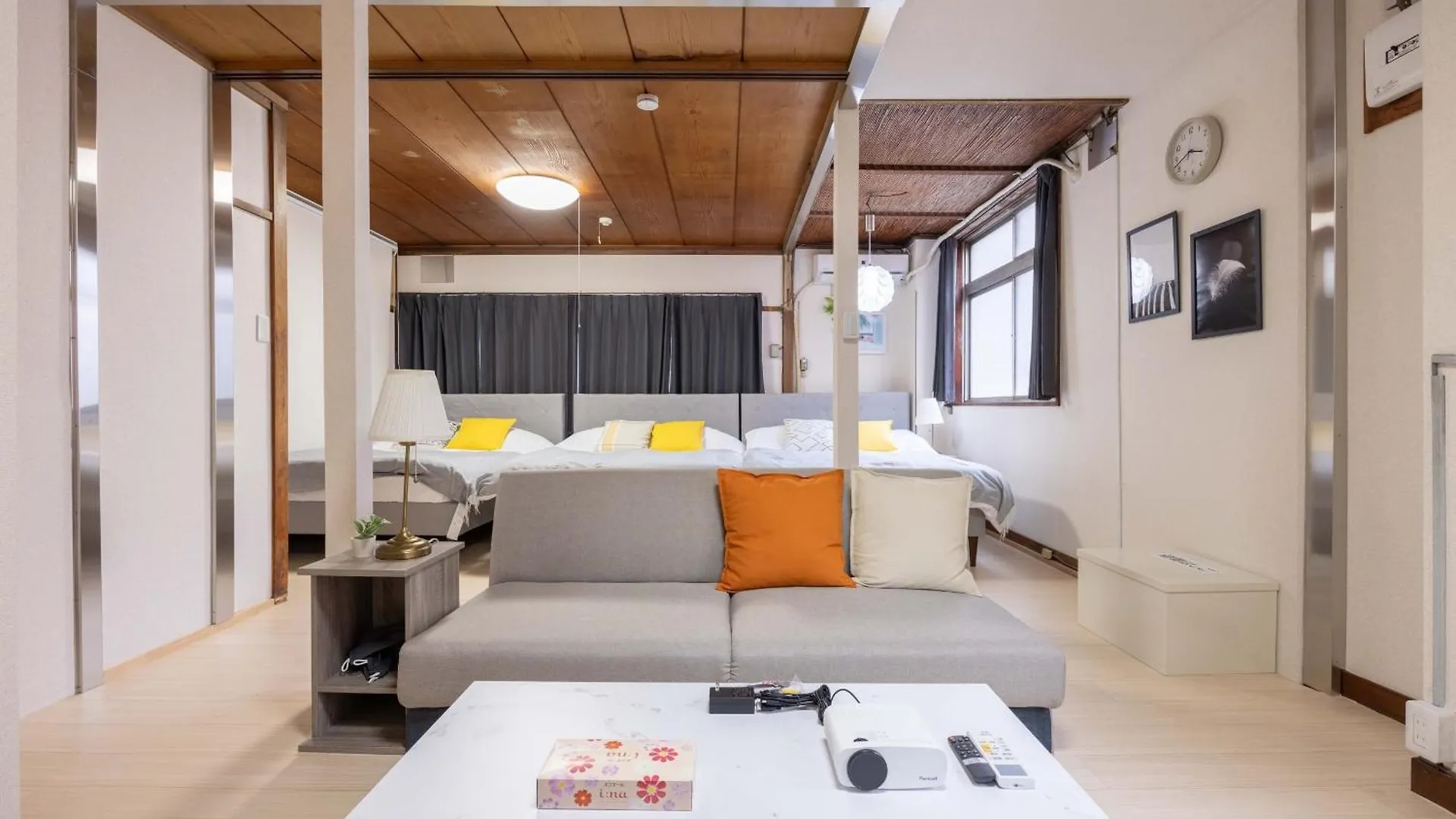 Apartment Higashi Komagata Building 2F3F Hk23 Tokyo