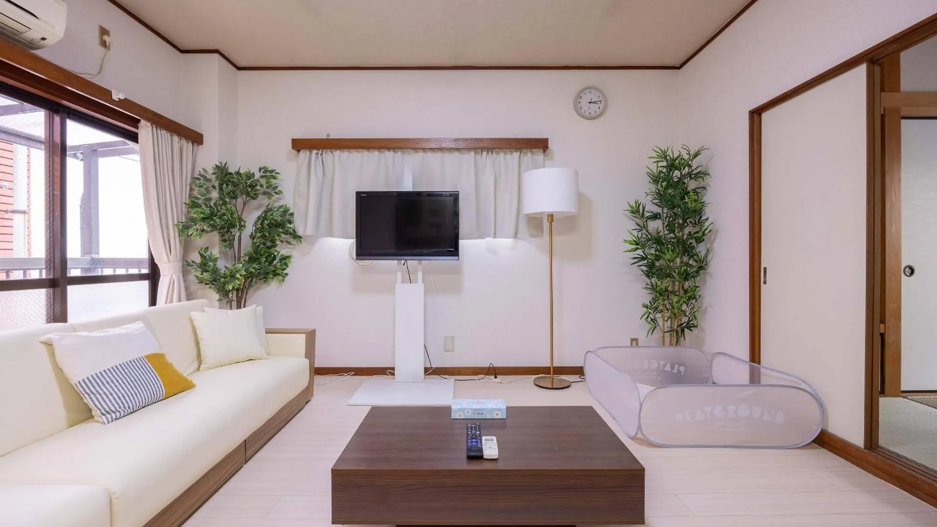 Apartment Higashi Komagata Building 2F3F Hk23 Tokyo