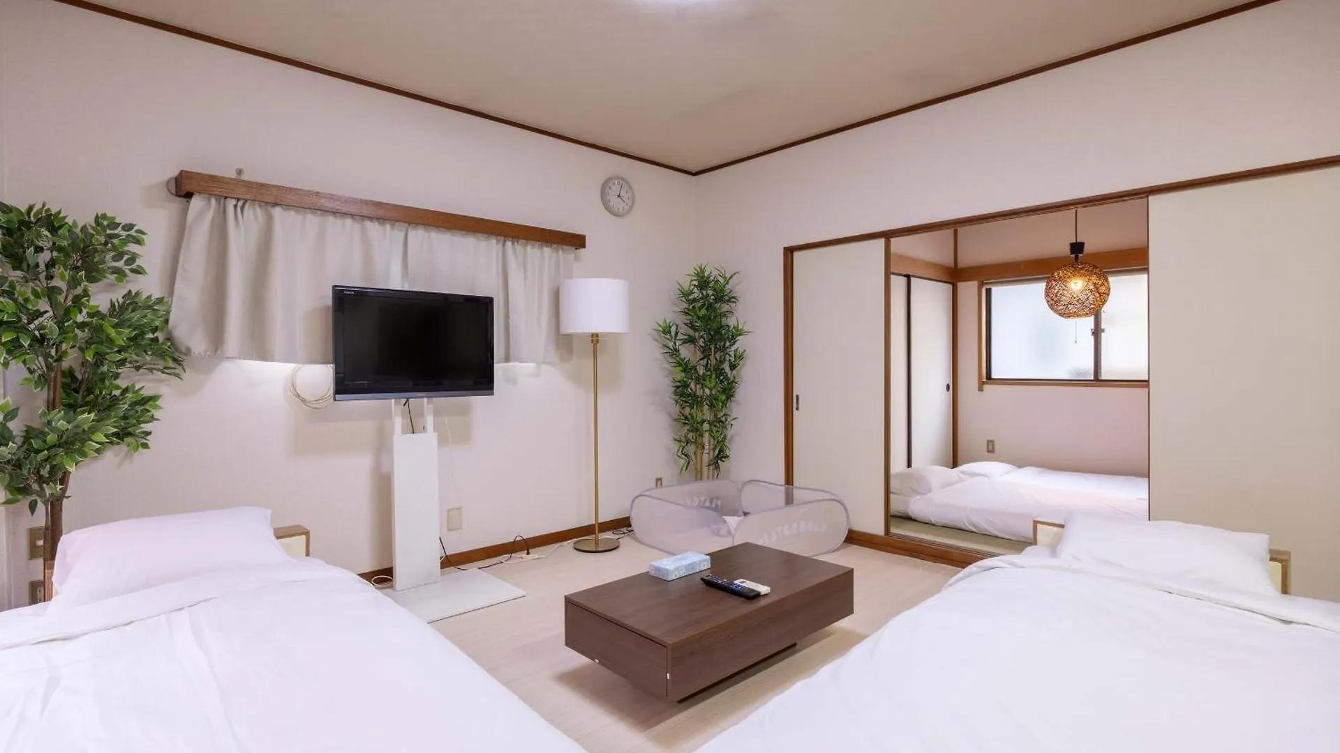 Higashi Komagata Building 2F3F Hk23 Tokyo Apartment