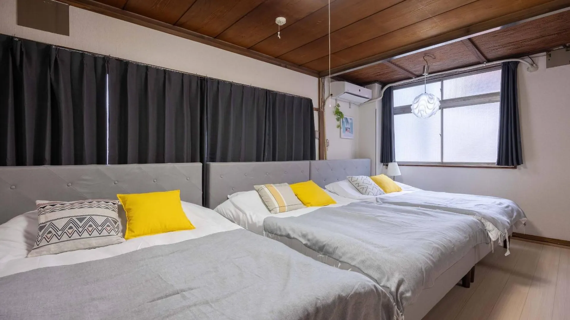 Apartment Higashi Komagata Building 2F3F Hk23 Tokyo