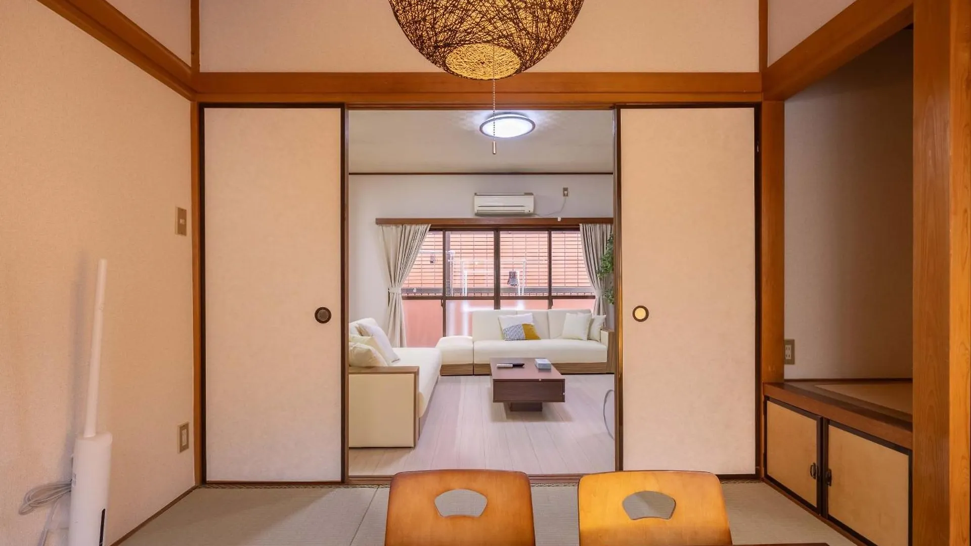 Higashi Komagata Building 2F3F Hk23 Tokyo