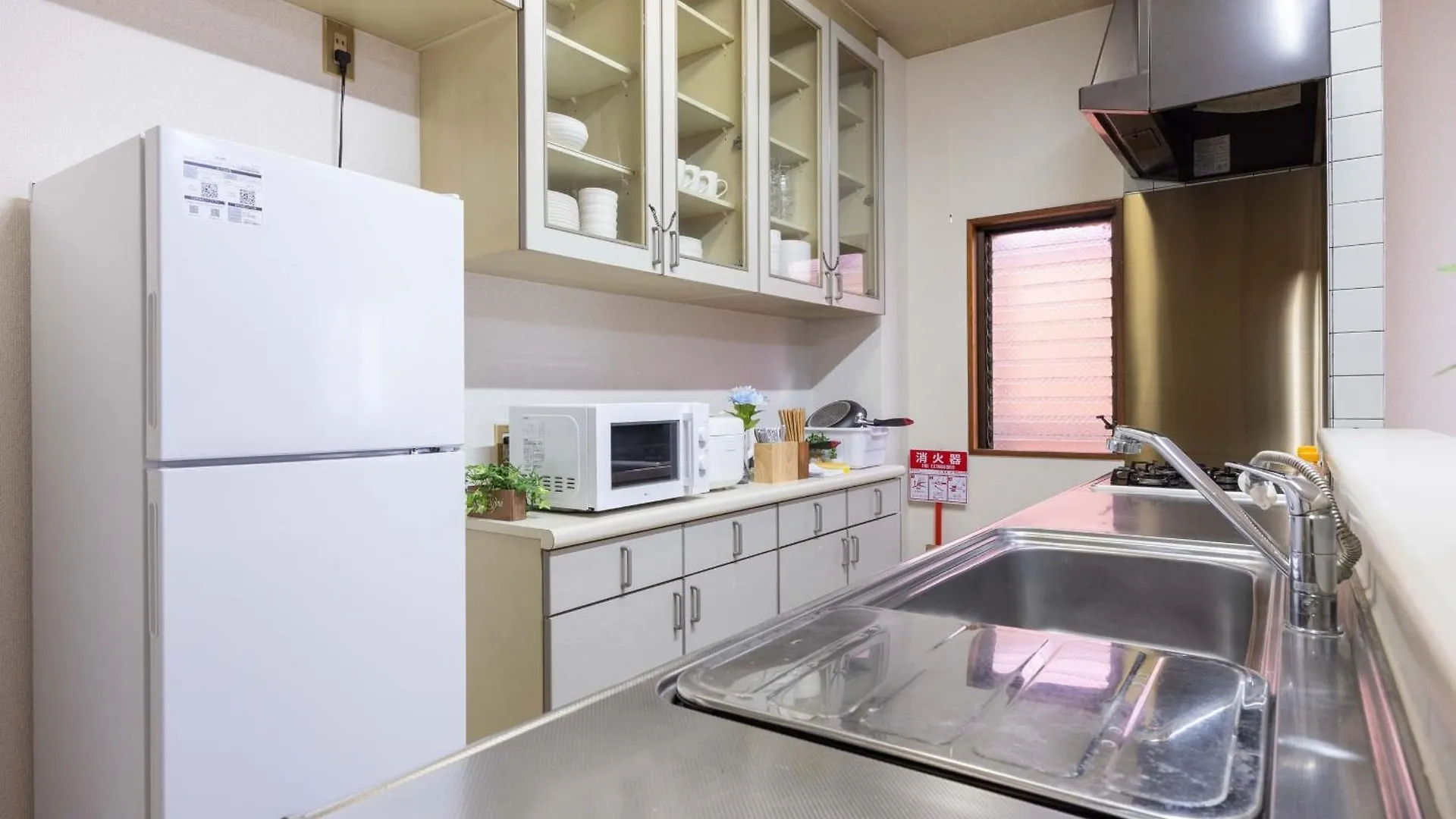 Higashi Komagata Building 2F3F Hk23 Tokyo Apartment