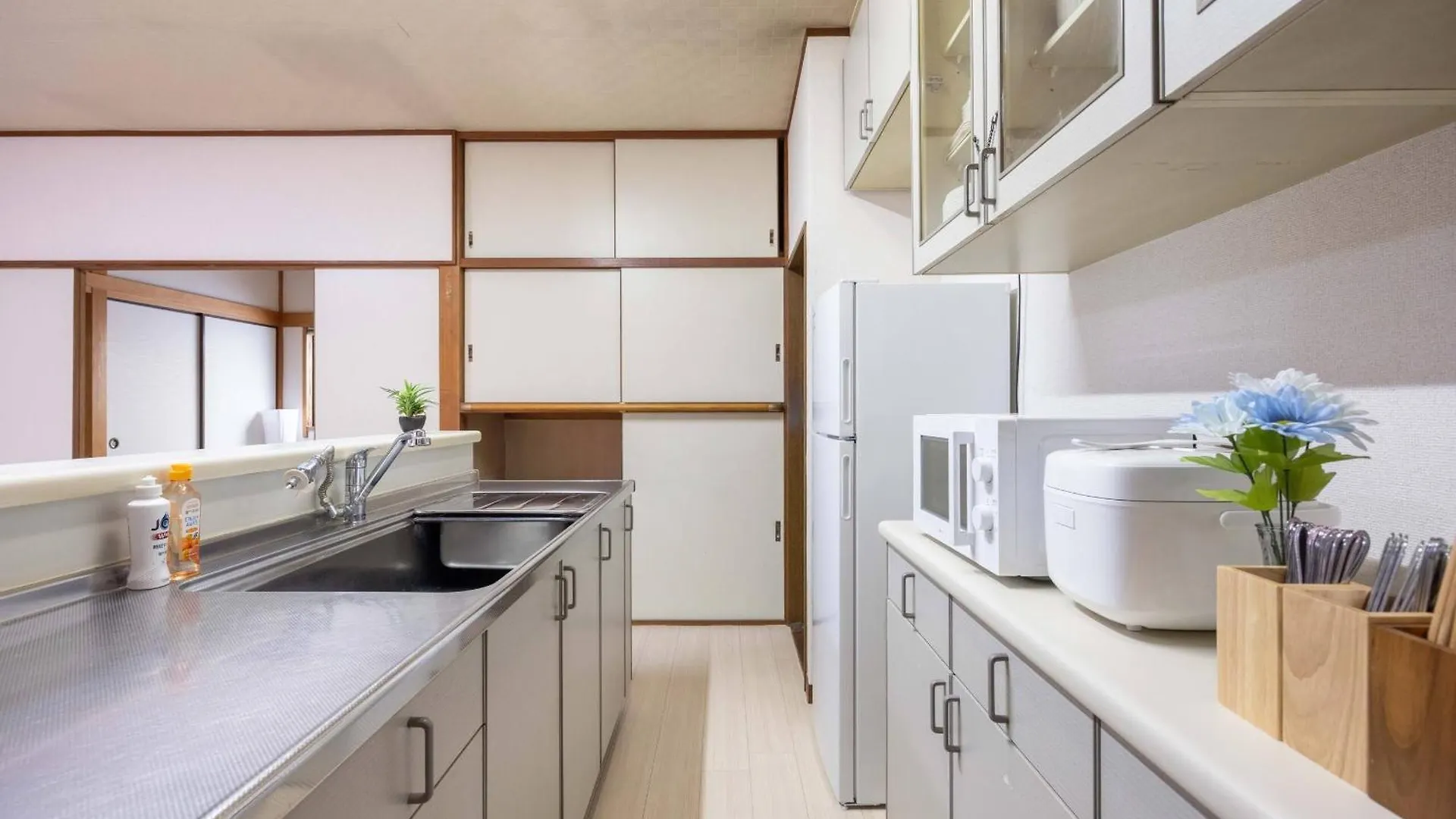 Apartment Higashi Komagata Building 2F3F Hk23 Tokyo Japan